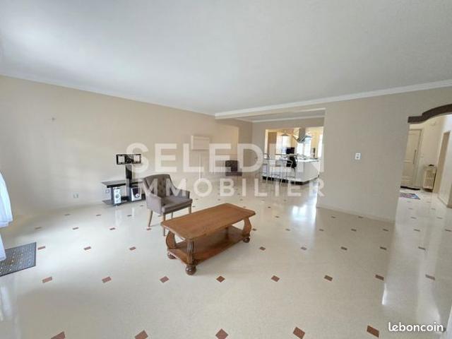 Maison 7 pièces 168 m²