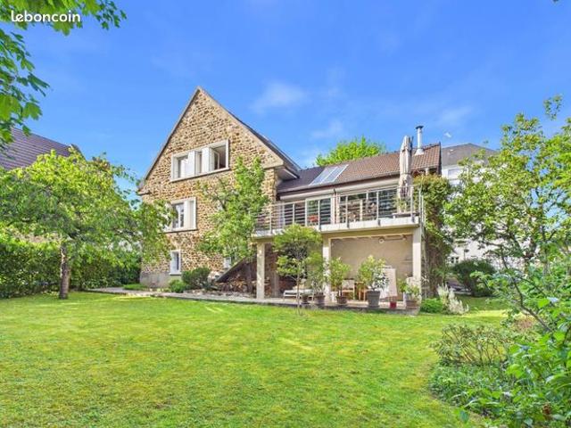 Maison 7 pièces 168 m²