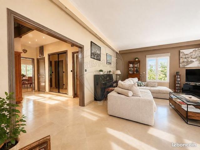 Maison 7 pièces 168 m²