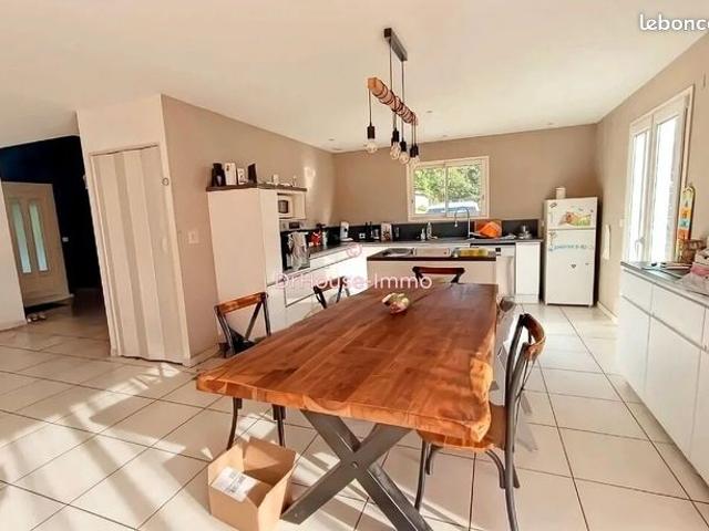 Maison 7 pièces 168 m²