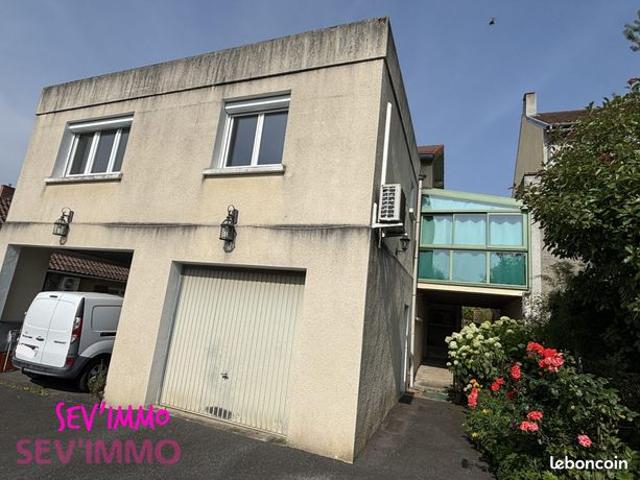 Maison 7 pièces 168 m²