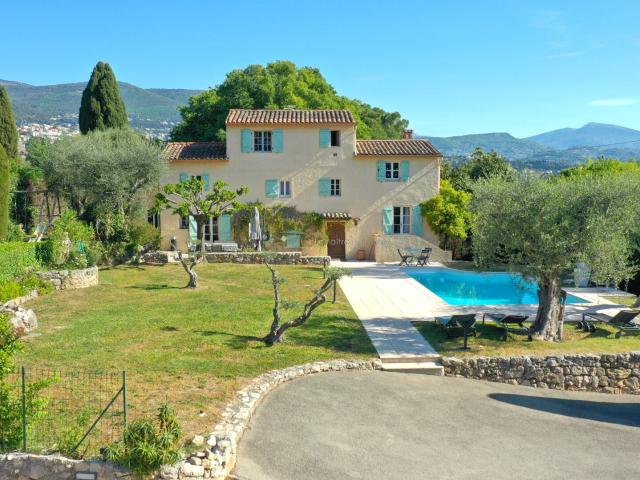 Maison 7 pièces 168 m²