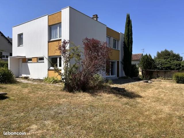 Maison 7 pièces 168 m²
