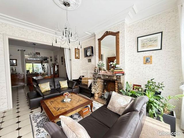 Maison 7 pièces 168 m²