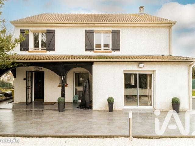 Maison familiale 7 pièces 168 m²