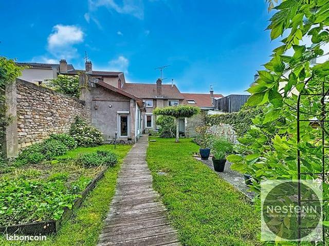 Maison 7 pièces 169 m²