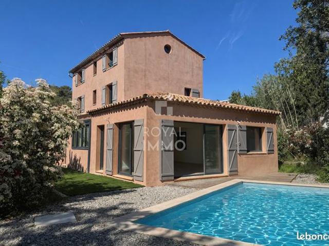 Maison 7 pièces 169 m²