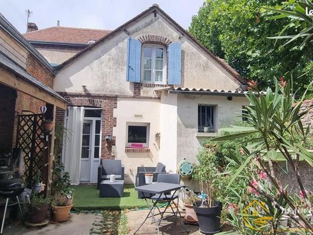 Maison 7 pièces 160 m²