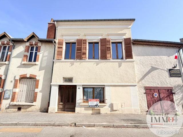 Maison 7 pièces 160 m²