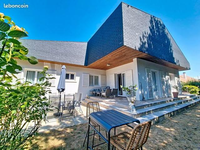 Maison 7 pièces 160 m²
