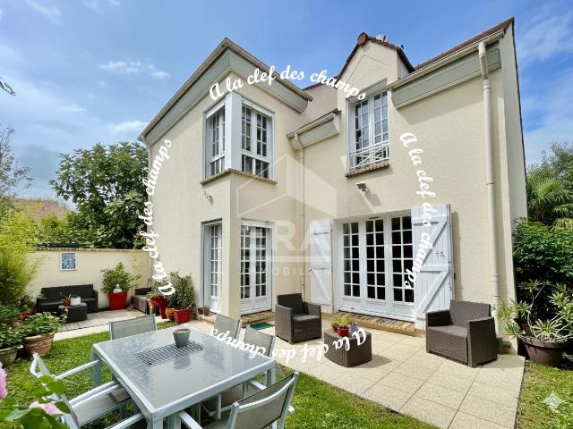Maison 7 pièces 160 m²
