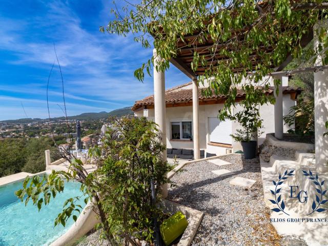Maison 7 pièces 160 m²