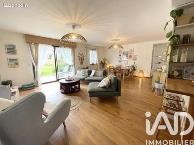 Maison 7 pièces 160 m²