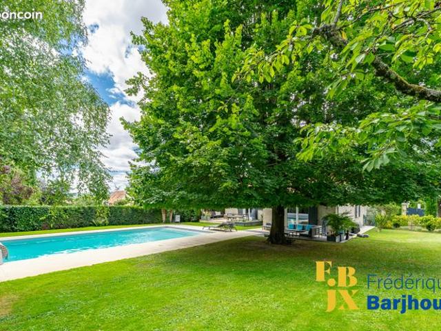 Maison 7 pièces 160 m²
