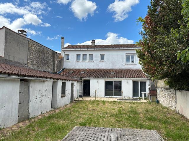 Maison 7 pièces 160 m²