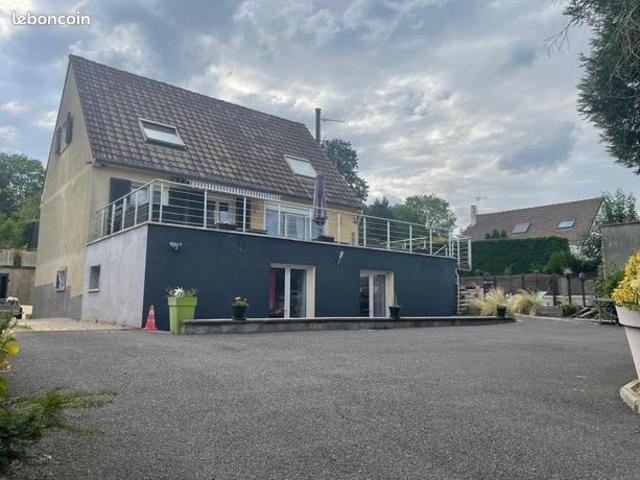 Maison 7 pièces 160 m²