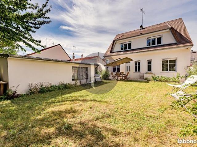 Maison 7 pièces 160 m²