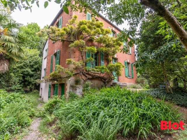 Maison 7 pièces 160 m²