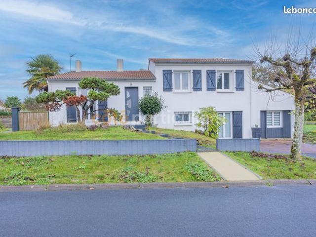 Maison 7 pièces 160 m²