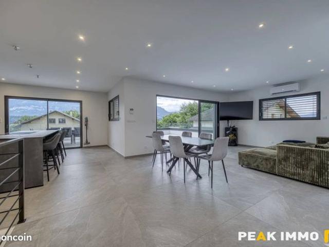 Maison 7 pièces 160 m²