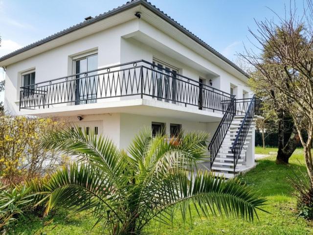 Maison 7 pièces 160 m²