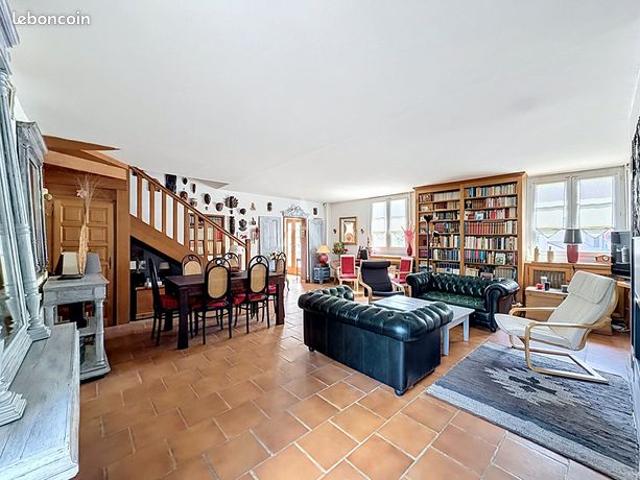 Maison 7 pièces 160 m²