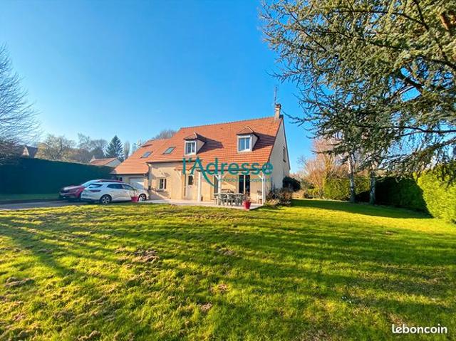 Maison 7 pièces 160 m²