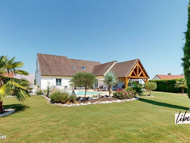 Maison 7 pièces 160 m²
