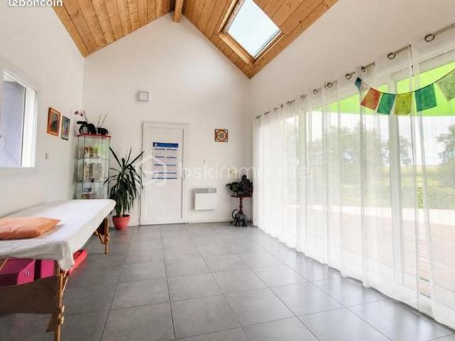 Maison 7 pièces 160 m²