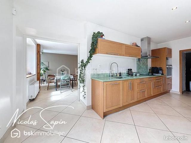 Maison 7 pièces 160 m²