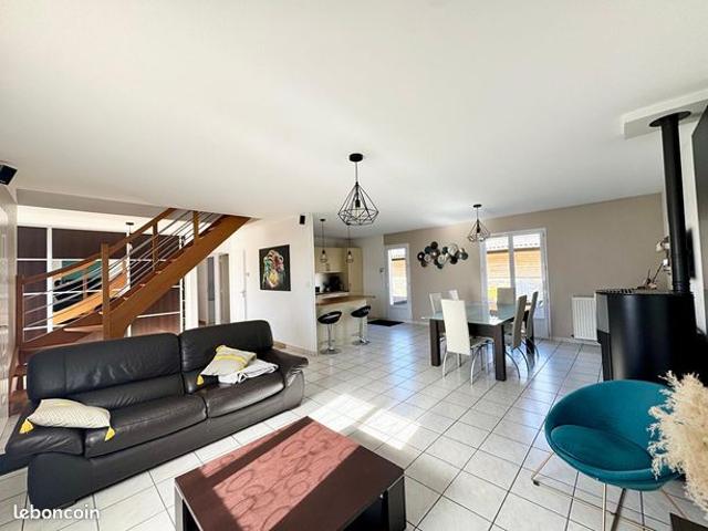 Maison 7 pièces 160 m²