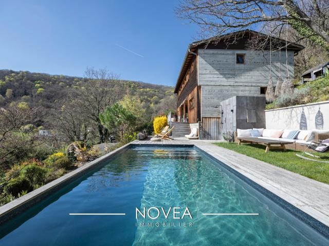 Maison 7 pièces 160 m²