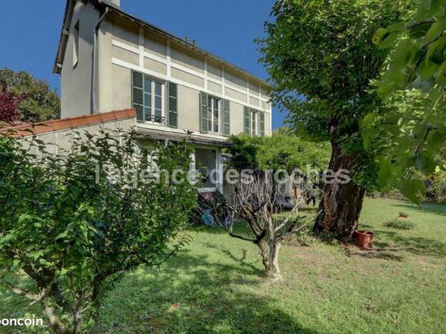 Maison 7 pièces 160 m²