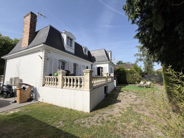 Maison 7 pièces 160 m²