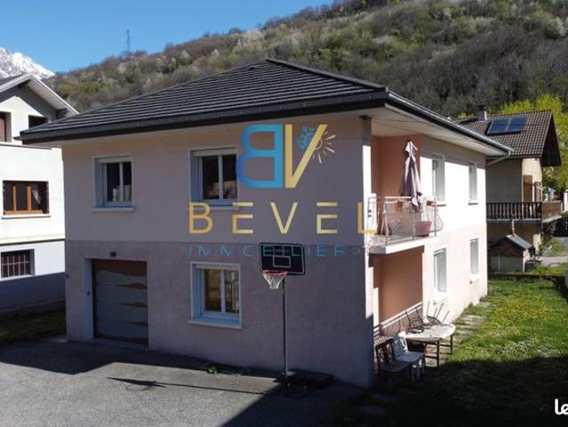 Maison 7 pièces 160 m²