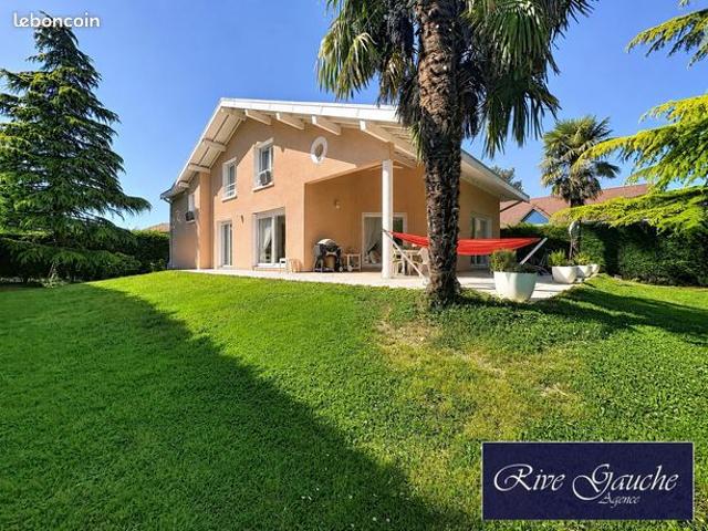 Maison 7 pièces 160 m²