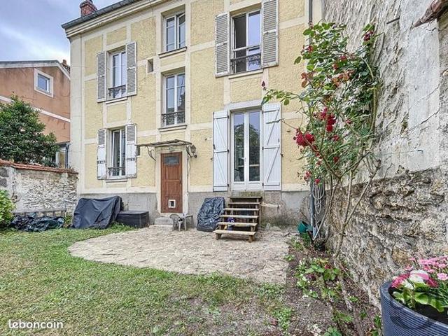 Maison 7 pièces 160 m²