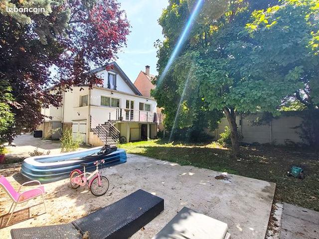 Maison 7 pièces 160 m²