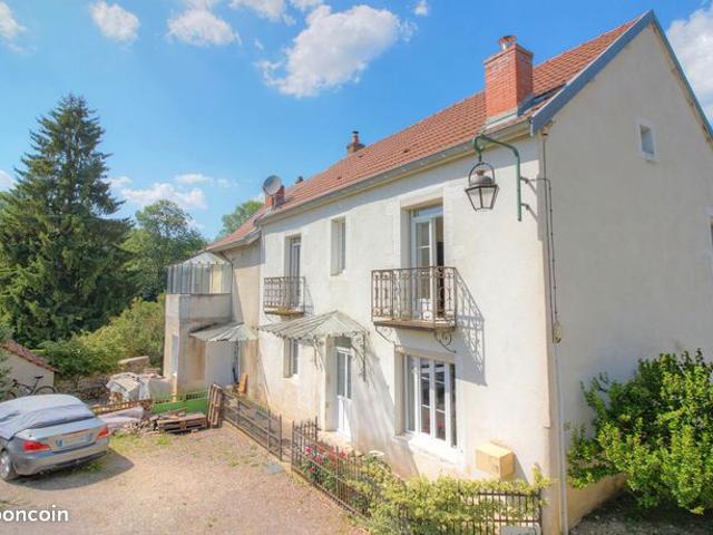Maison 7 pièces 160 m²