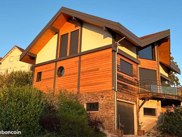 Maison 7 pièces 160 m²