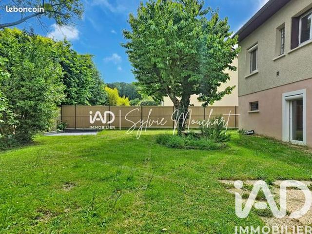 Maison 7 pièces 160 m²