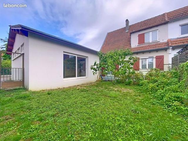 Maison 7 pièces 160 m²