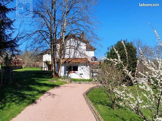 Maison 7 pièces 160 m²