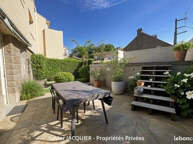 Maison 7 pièces 160 m²
