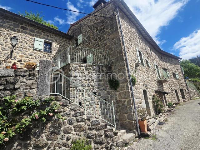 Maison 7 pièces 160 m²