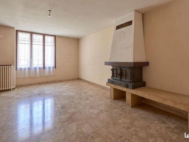 Maison 7 pièces 160 m²