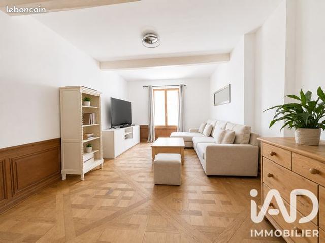 Maison 7 pièces 160 m²