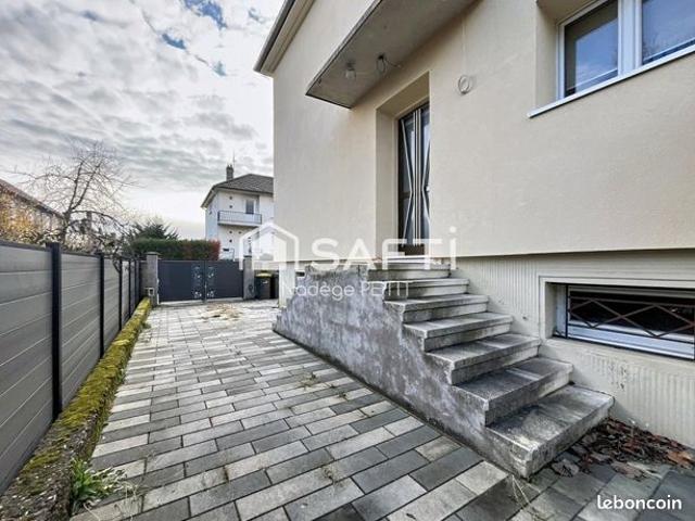 Maison 7 pièces 160 m²
