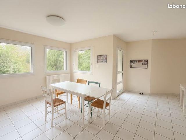 Maison 7 pièces 160 m²