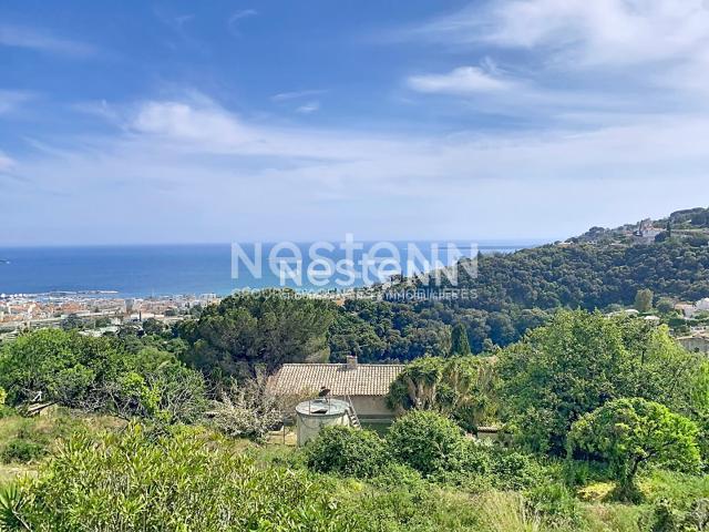 Maison 7 pièces 220 m²